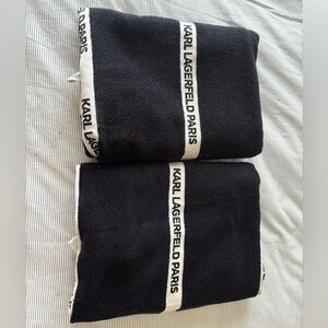 Karl Lagerfeld Black and White Logo Bath Towels